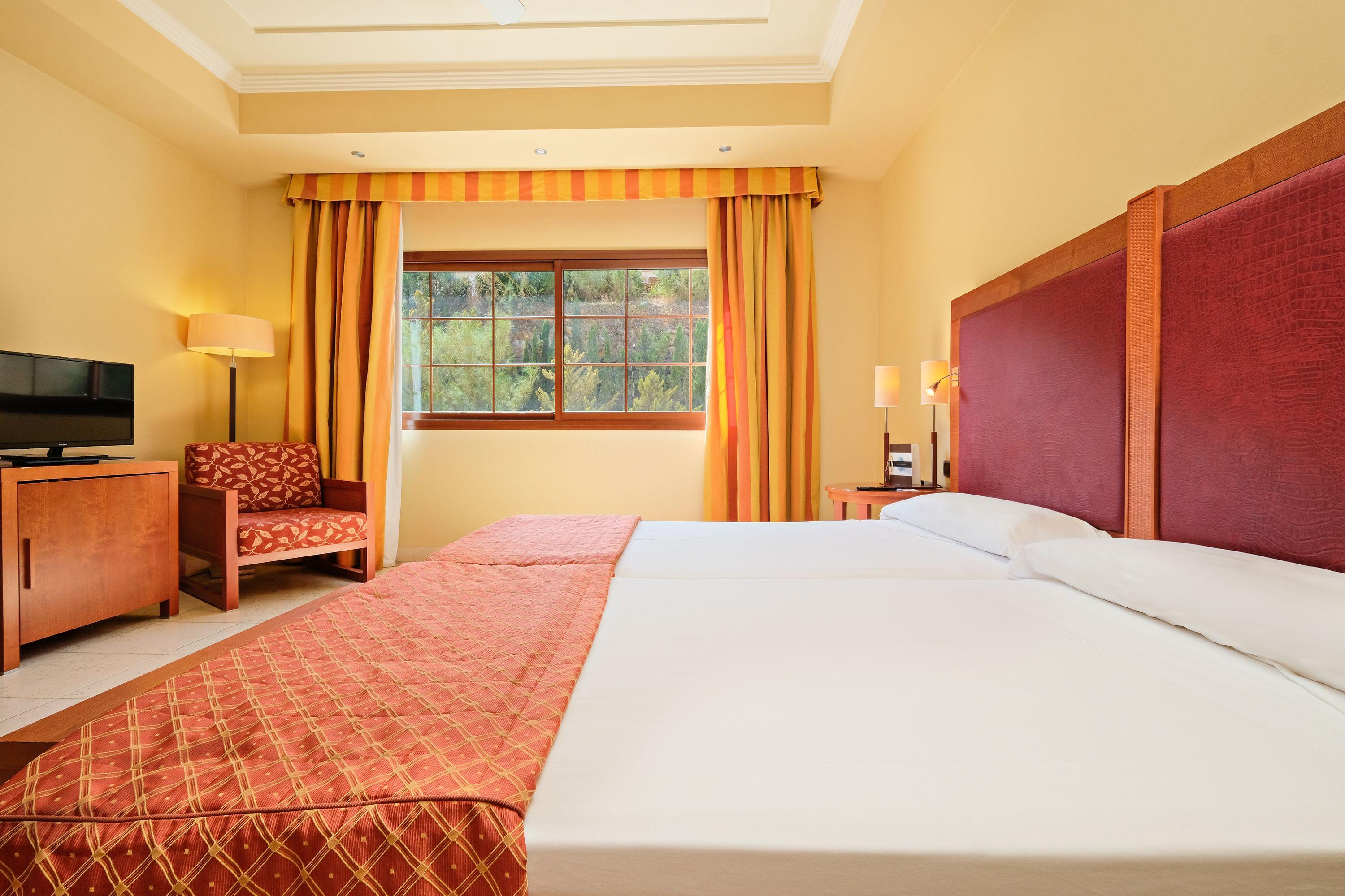 Hotel Envia Almería Spa&Golf Aguadulce (Almeria) Exterior foto A room at the hotel