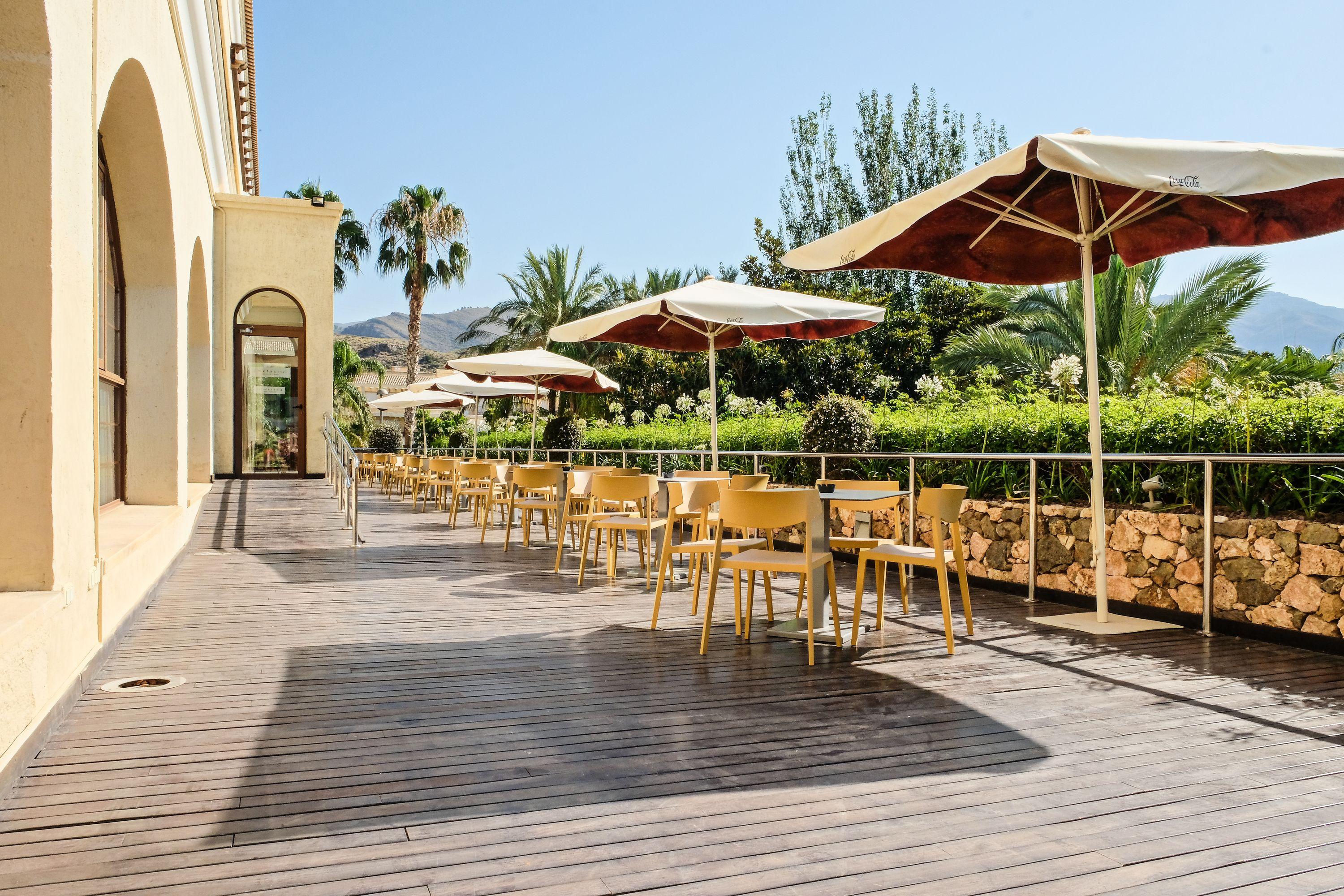 Hotel Envia Almería Spa&Golf Aguadulce (Almeria) Exterior foto The hotel's terrace