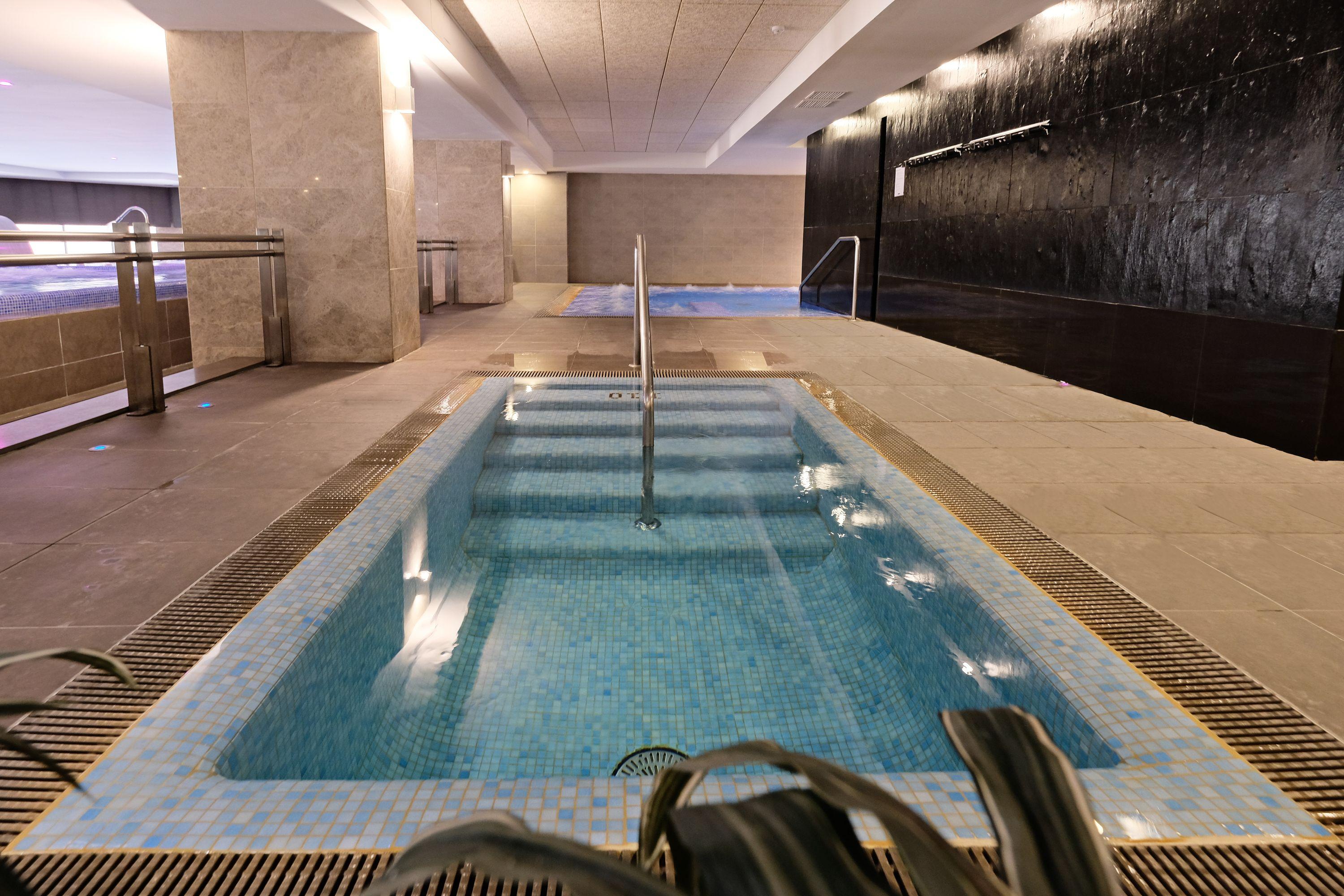 Hotel Envia Almería Spa&Golf Aguadulce (Almeria) Exterior foto The swimming pool at the hotel